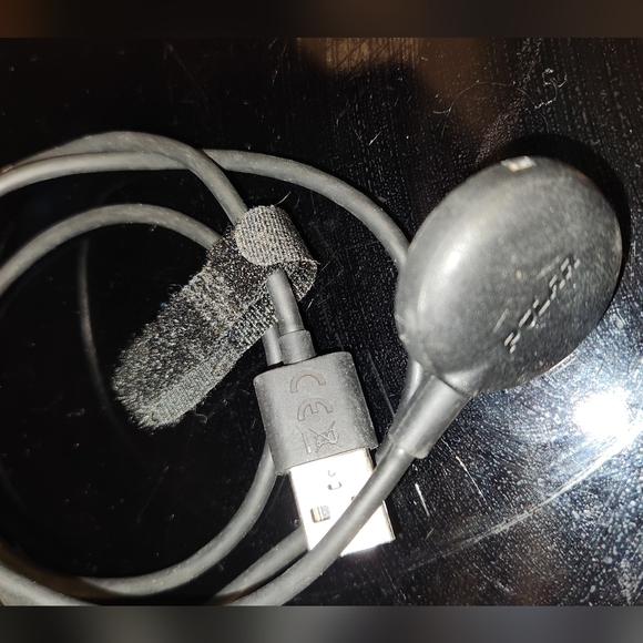 Polar Vantage, Grit X, and Ignite Charger Cable (USB C) - Picture 4 of 5